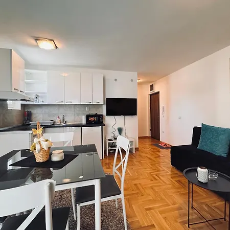 Azure Apartman