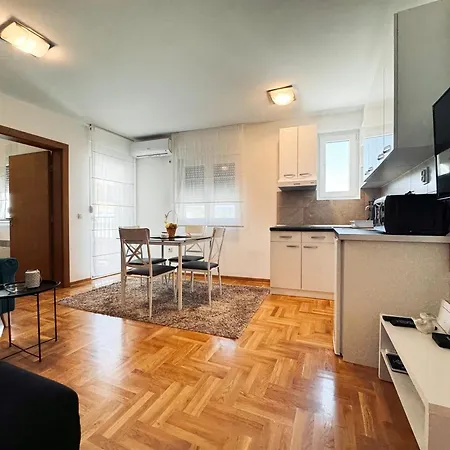 Azure Apartman