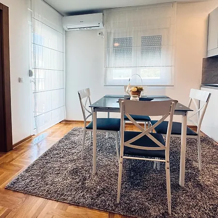 Apartman Azure