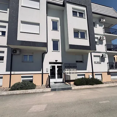 Azure Apartman *