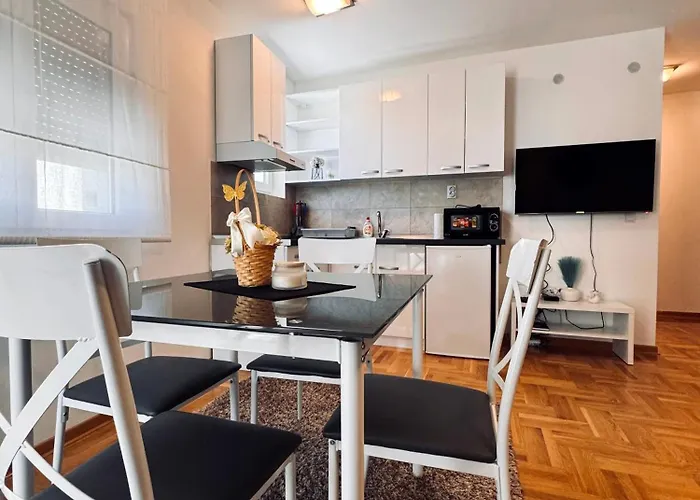 Azure Апартаменты Врнячка-Баня